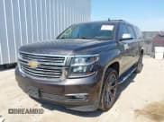 ✅ 2016 Chevrolet Suburban LTZ • VIN: 1GNSCJKC3GR438408 • Lot: 43390302. Wystawiony na IAAI z przebiegiem 124 779 mil. Bezpłatny archiwum sprzedaży aukcyjnych z USA i szczegółowy raport historii pojazdu na DreamBid. Zdjęcie 2.