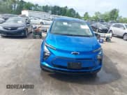 ✅ 2023 Chevrolet Bolt EV 2LT • VIN: 1G1FX6S05P4128607 • Lot: 42081752. Wystawiony na IAAI z przebiegiem 22 551 mil. Bezpłatny archiwum sprzedaży aukcyjnych z USA i szczegółowy raport historii pojazdu na DreamBid. Zdjęcie 12.