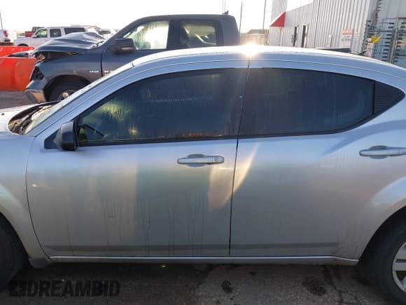 ✅ 2011 Dodge Avenger Express • VIN: 1B3BD4FB6BN616449 • Lot: 43199238. Listed on IAAI with 188,685 mi. Free auction sales archive from the USA and detailed vehicle history report at DreamBid. Image 14.