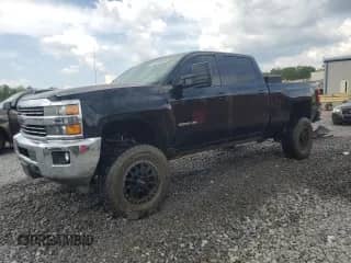 2015 Chevrolet Silverado 2500HD Work Truck z VIN 1GC1KUEG8FF157115, wystawiony jako Copart lot #55104635 z przebiegiem 141 077 mil mil oraz Szkoda całkowita • Salvage title. Historia ofert i sprzedaży dostępna na DreamBid. Obrazek 1.