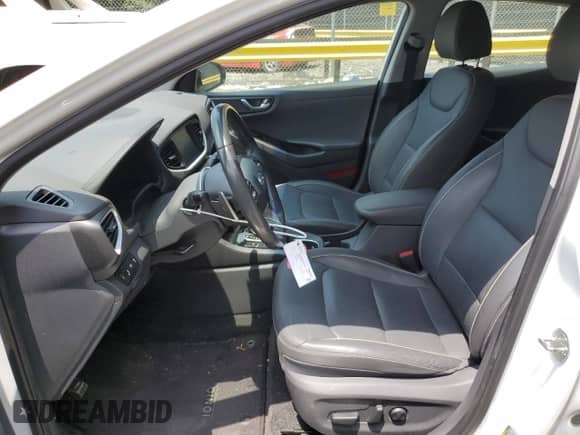2019 Hyundai Ioniq Limited с VIN KMHC75LDXKU182821, выставлен на аукционе Copart как лот 58330184 с пробегом 49 726 миль миль и Списание • Salvage title. История ставок и продаж доступна на DreamBid. Изображение 7.