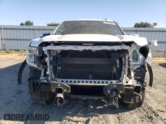 ✅ 2019 GMC Sierra 1500 SLT • VIN: 3GTU9DEL2KG171994 • Lot: 67317485. Wystawiony na Copart z przebiegiem 76 601 mil. Bezpłatny archiwum sprzedaży aukcyjnych z USA i szczegółowy raport historii pojazdu na DreamBid. Zdjęcie 5.