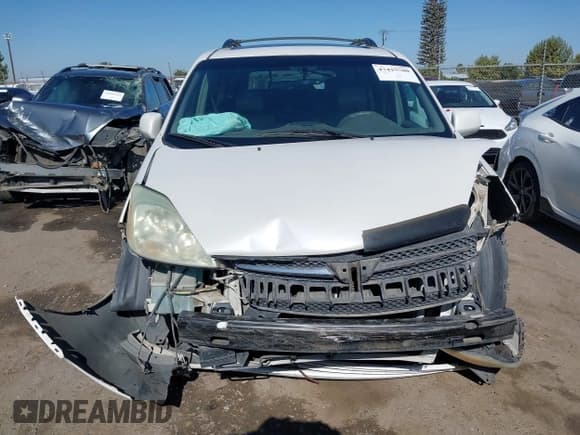 ✅ 2004 Toyota Sienna XLE Limited • VIN: 5TDBA22C64S010673 • Лот: 43419580. Опубликован ранее на IAAI с пробегом 166 715 миль. Бесплатный доступ к архиву аукционных продаж из США и подробный отчёт об истории автомобиля на DreamBid. Изображение 13.