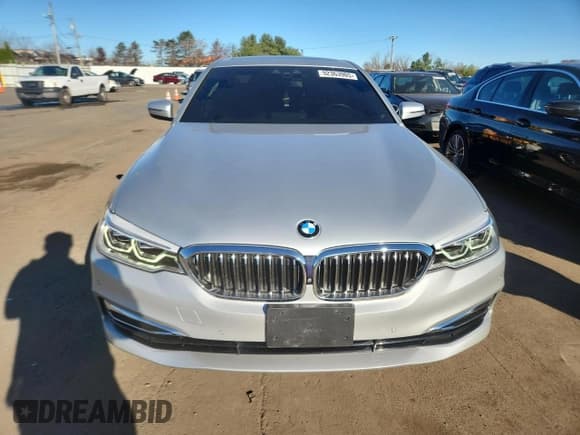 ✅ 2017 BMW 5 Series 540i xDrive • VIN: WBAJE7C36HG890606 • Lot: 92363905. Listed on Copart with 40,809 mi. Free auction sales archive from the USA and detailed vehicle history report at DreamBid. Image 5.