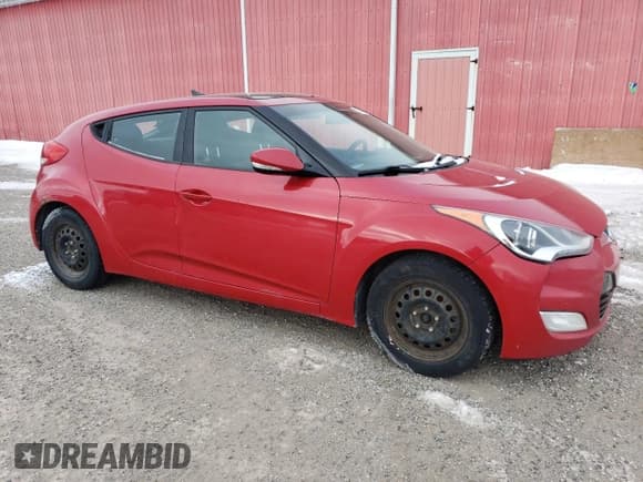 ✅ 2015 Hyundai Veloster • VIN: KMHTC6AD3FU244036 • Lot: 83230804. Wystawiony na Copart z przebiegiem 239 408 mil. Bezpłatny archiwum sprzedaży aukcyjnych z USA i szczegółowy raport historii pojazdu na DreamBid. Zdjęcie 4.