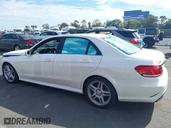 ✅ 2014 Mercedes-Benz E 350 Sport • VIN: WDDHF5KB2EA805907 • Lot: 43422878. Listed on IAAI with 168,305 mi. Free auction sales archive from the USA and detailed vehicle history report at DreamBid. Image 14.