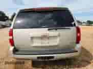 2007 Chevrolet Tahoe LS z VIN 1GNFC13067J203487, wystawiony jako Copart lot #69464065 z przebiegiem 239 918 mil mil oraz Szkoda całkowita • Salvage title. Historia ofert i sprzedaży dostępna na DreamBid. Obrazek 6.
