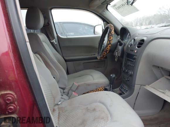 ✅ 2006 Chevrolet HHR LT • VIN: 3GNDA23P26S620313 • Lot: 41481003. Listed on IAAI with 190,216 mi. Free auction sales archive from the USA and detailed vehicle history report at DreamBid. Image 5.