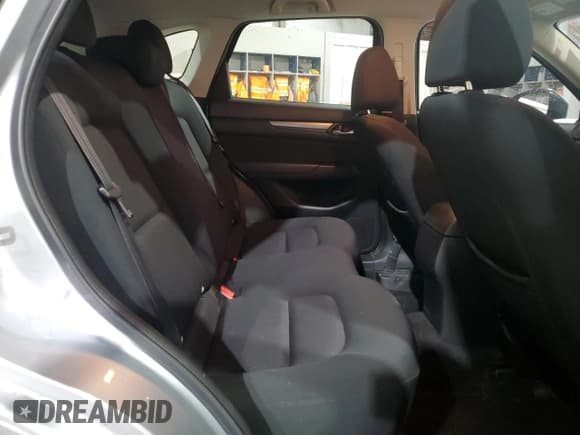 ✅ 2017 Mazda CX-5 Sport • VIN: JM3KFABL6H0118822 • Lot: 91210485. Wystawiony na Copart z przebiegiem 108 174 mil. Bezpłatny archiwum sprzedaży aukcyjnych z USA i szczegółowy raport historii pojazdu na DreamBid. Zdjęcie 11.