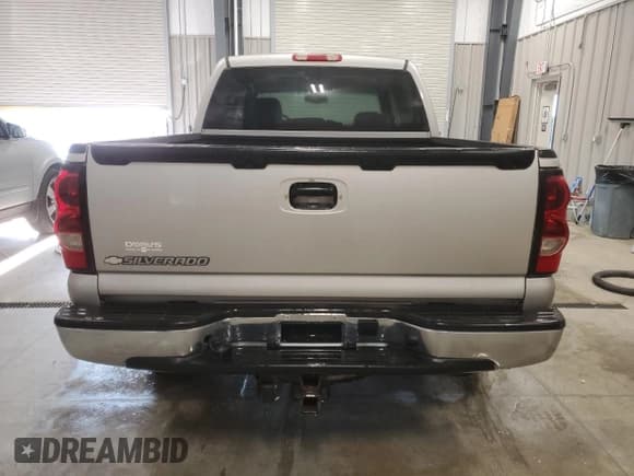 ✅ 2007 Chevrolet Silverado 1500 LT2 • VIN: 2GCEK13N571178188 • Lot: 69973214. Listed on Copart with 185,447 mi. Free auction sales archive from the USA and detailed vehicle history report at DreamBid. Image 6.