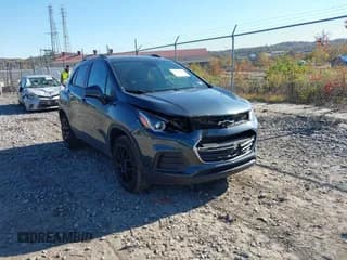 ✅ 2021 Chevrolet Trax LT • VIN: KL7CJPSM7MB373210 • Lot: 43540642. Listed on IAAI with 39,999 mi. Free auction sales archive from the USA and detailed vehicle history report at DreamBid. Image 1.