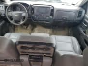 ✅ 2019 Chevrolet Silverado 2500HD Work Truck • VIN: 1GC1CREG0KF253521 • Lot: 46334425. Wystawiony na Copart z przebiegiem Nie podano. Bezpłatny archiwum sprzedaży aukcyjnych z USA i szczegółowy raport historii pojazdu na DreamBid. Zdjęcie 8.