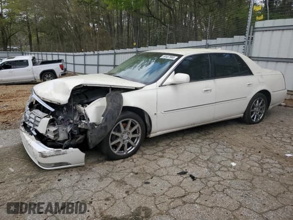 ✅ 2009 Cadillac DTS 1SA • VIN: 1G6KD57Y69U113501 • Lot: 50487965. Listed on Copart with 195,824 mi. Free auction sales archive from the USA and detailed vehicle history report at DreamBid. Image 1.