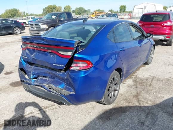 2013 Dodge Dart SXT z VIN 1C3CDFBA1DD181641, wystawiony jako IAAI lot #43176481 z przebiegiem 128 984 mil mil oraz . Historia ofert i sprzedaży dostępna na DreamBid. Obrazek 4.