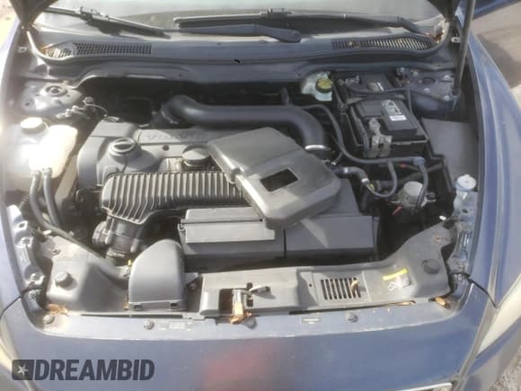 ✅ 2012 Volvo C30 • VIN: YV1672MK3C2278102 • Lot: 90802325. Wystawiony na Copart z przebiegiem 127 844 mil. Bezpłatny archiwum sprzedaży aukcyjnych z USA i szczegółowy raport historii pojazdu na DreamBid. Zdjęcie 11.