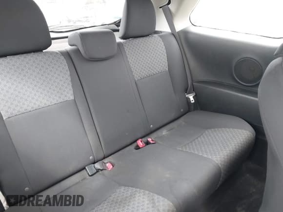 ✅ 2015 Toyota Yaris L • VIN: VNKJTUD32FA017299 • Лот: 41862473. Опубликован ранее на IAAI с пробегом 106 108 миль. Бесплатный доступ к архиву аукционных продаж из США и подробный отчёт об истории автомобиля на DreamBid. Изображение 8.