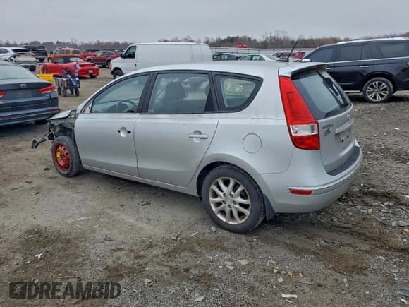 ✅ 2009 Hyundai Elantra Touring • VIN: KMHDC86E59U045592 • Lot: 93972515. Wystawiony na Copart z przebiegiem 225 740 mil. Bezpłatny archiwum sprzedaży aukcyjnych z USA i szczegółowy raport historii pojazdu na DreamBid. Zdjęcie 2.