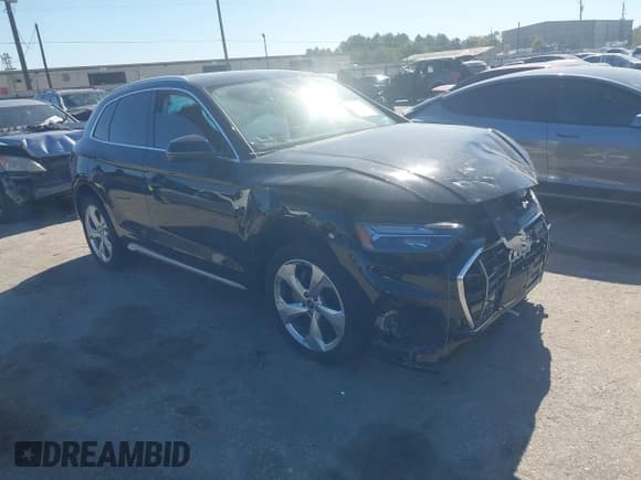 ✅ 2021 Audi Q5 Premium Plus • VIN: WA1BAAFY1M2104798 • Lot: 43667402. Listed on IAAI with 29,606 mi. Free auction sales archive from the USA and detailed vehicle history report at DreamBid. Image 1.