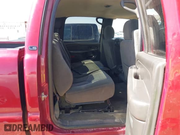 ✅ 2004 Chevrolet Silverado 2500HD LS • VIN: 1GCHC23U64F180253 • Лот: 42387141. Опубликован ранее на IAAI с пробегом 124 139 миль. Бесплатный доступ к архиву аукционных продаж из США и подробный отчёт об истории автомобиля на DreamBid. Изображение 8.