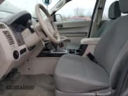 ✅ 2012 Ford Escape XLS • VIN: 1FMCU0C77CKB16911 • Лот: 93425255. Опубликован ранее на Copart с пробегом 124 040 миль. Бесплатный доступ к архиву аукционных продаж из США и подробный отчёт об истории автомобиля на DreamBid. Изображение 7.