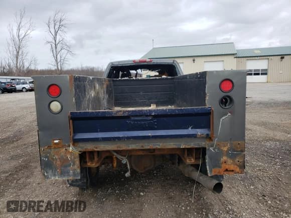 ✅ 2011 Chevrolet Silverado 2500HD • VIN: 1GB2KVCL6BZ180125 • Лот: 49629015. Опубликован ранее на Copart с пробегом Не указан. Бесплатный доступ к архиву аукционных продаж из США и подробный отчёт об истории автомобиля на DreamBid. Изображение 6.