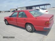 ✅ 1993 Mercedes-Benz 400 E • VIN: WDBEA34E2PB866452 • Lot: 53141995. Wystawiony na Copart z przebiegiem 105 692 mil. Bezpłatny archiwum sprzedaży aukcyjnych z USA i szczegółowy raport historii pojazdu na DreamBid. Zdjęcie 2.