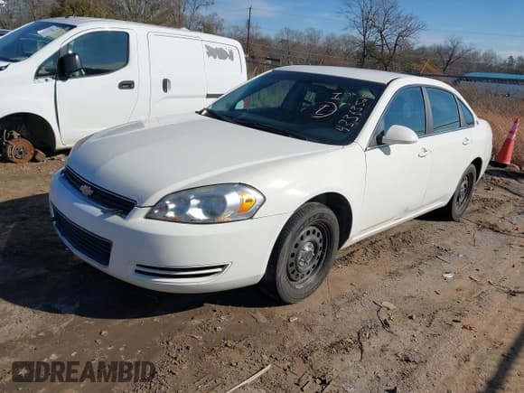 ✅ 2008 Chevrolet Impala Police Police • VIN: 2G1WS553X81376119 • Lot: 43906645. Wystawiony na IAAI z przebiegiem 77 885 mil. Bezpłatny archiwum sprzedaży aukcyjnych z USA i szczegółowy raport historii pojazdu na DreamBid. Zdjęcie 2.