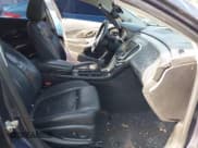 ✅ 2015 Buick LaCrosse Leather • VIN: 1G4GB5G33FF282562 • Lot: 42493537. Wystawiony na IAAI z przebiegiem Nie podano. Bezpłatny archiwum sprzedaży aukcyjnych z USA i szczegółowy raport historii pojazdu na DreamBid. Zdjęcie 5.