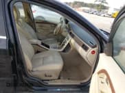 ✅ 2009 Volvo S80 I6 • VIN: YV1AS982991101922 • Лот: 41737400. Опубликован ранее на IAAI с пробегом 196 221 миль. Бесплатный доступ к архиву аукционных продаж из США и подробный отчёт об истории автомобиля на DreamBid. Изображение 5.