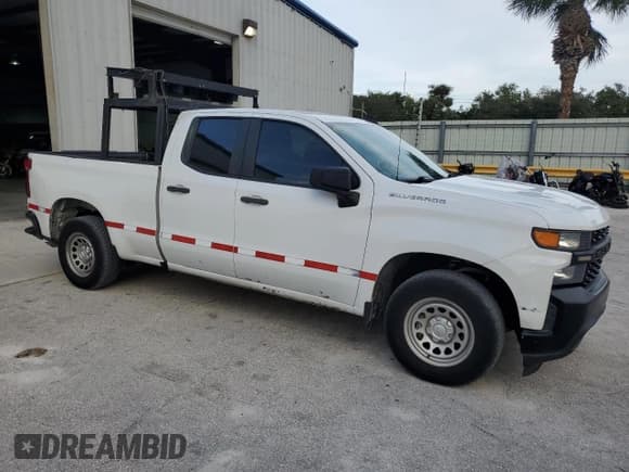 ✅ 2019 Chevrolet Silverado 1500 Work Truck • VIN: 1GCRWAEH7KZ378261 • Lot: 81537434. Wystawiony na Copart z przebiegiem 147 924 mil. Bezpłatny archiwum sprzedaży aukcyjnych z USA i szczegółowy raport historii pojazdu na DreamBid. Zdjęcie 4.