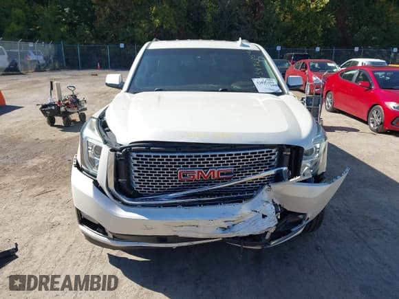 ✅ 2015 GMC Yukon XL Denali • VIN: 1GKS1JKJ8FR741300 • Лот: 43492859. Опубликован ранее на IAAI с пробегом 202 694 миль. Бесплатный доступ к архиву аукционных продаж из США и подробный отчёт об истории автомобиля на DreamBid. Изображение 12.