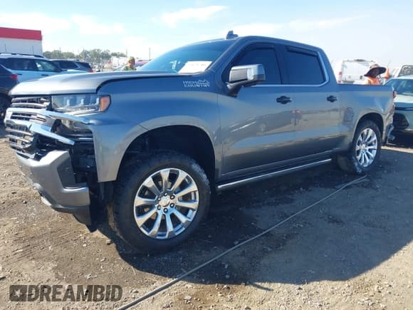✅ 2020 Chevrolet Silverado 1500 High Country • VIN: 3GCUYHED4LG344502 • Лот: 43471785. Опубликован ранее на IAAI с пробегом 56 662 миль. Бесплатный доступ к архиву аукционных продаж из США и подробный отчёт об истории автомобиля на DreamBid. Изображение 2.
