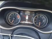 ✅ 2016 Jeep Cherokee Limited • VIN: 1C4PJMDS6GW199271 • Lot: 43803373. Wystawiony na IAAI z przebiegiem 100 871 mil. Bezpłatny archiwum sprzedaży aukcyjnych z USA i szczegółowy raport historii pojazdu na DreamBid. Zdjęcie 15.