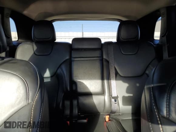 ✅ 2018 Jeep Cherokee Limited • VIN: 1C4PJLDB0JD573676 • Lot: 87696405. Wystawiony na Copart z przebiegiem 87 593 mil. Bezpłatny archiwum sprzedaży aukcyjnych z USA i szczegółowy raport historii pojazdu na DreamBid. Zdjęcie 10.