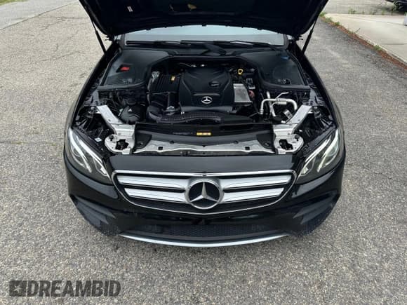 ✅ 2017 Mercedes-Benz E 300 Luxury • VIN: WDDZF4JB0HA036490 • Lot: 65295175. Wystawiony na Copart z przebiegiem 133 703 mil. Bezpłatny archiwum sprzedaży aukcyjnych z USA i szczegółowy raport historii pojazdu na DreamBid. Zdjęcie 7.