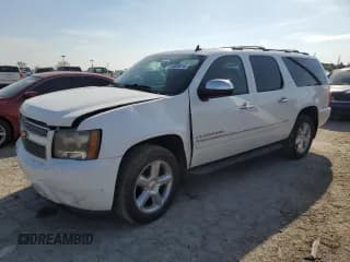 ✅ 2009 Chevrolet Suburban LTZ • VIN: 1GNFK36349R189047 • Lot: 76503614. Wystawiony na Copart z przebiegiem 211 675 mil. Bezpłatny archiwum sprzedaży aukcyjnych z USA i szczegółowy raport historii pojazdu na DreamBid. Zdjęcie 1.