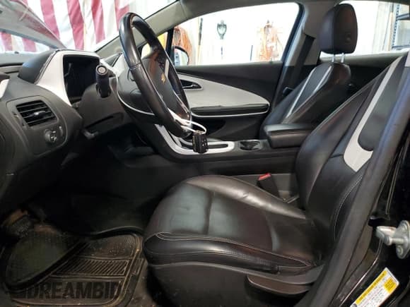 ✅ 2012 Chevrolet Volt • VIN: 1G1RB6E45CU110080 • Lot: 85458664. Wystawiony na Copart z przebiegiem 179 740 mil. Bezpłatny archiwum sprzedaży aukcyjnych z USA i szczegółowy raport historii pojazdu na DreamBid. Zdjęcie 7.