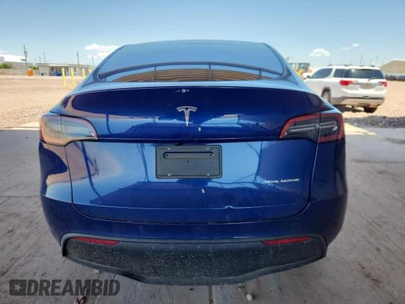 ✅ 2024 Tesla Model Y Long Range • VIN: 7SAYGDEEXRF154968 • Лот: 63974855. Опубликован ранее на Copart с пробегом 10 053 миль. Бесплатный доступ к архиву аукционных продаж из США и подробный отчёт об истории автомобиля на DreamBid. Изображение 6.