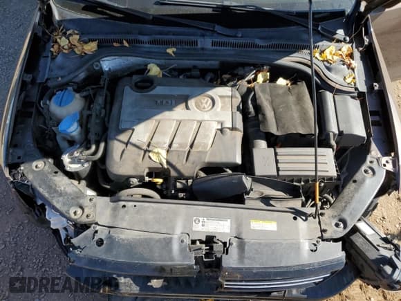 ✅ 2014 Volkswagen Jetta TDI • VIN: 3VWLL7AJ0EM410190 • Лот: 91118225. Опубликован ранее на Copart с пробегом 88 881 миль. Бесплатный доступ к архиву аукционных продаж из США и подробный отчёт об истории автомобиля на DreamBid. Изображение 11.