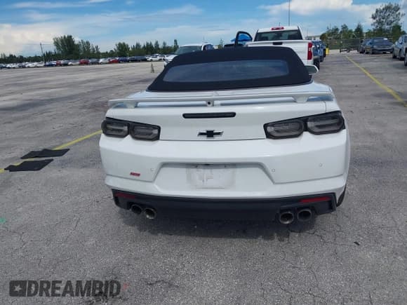 ✅ 2023 Chevrolet Camaro 2SS • VIN: 1G1FH3D79P0143088 • Лот: 43285468. Опубликован ранее на IAAI с пробегом 19 373 миль. Бесплатный доступ к архиву аукционных продаж из США и подробный отчёт об истории автомобиля на DreamBid. Изображение 16.