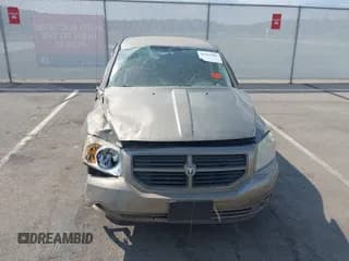 ✅ 2008 Dodge Caliber SE • VIN: 1B3HB28B08D704266 • Lot: 43183692. Wystawiony na IAAI z przebiegiem 139 653 mil. Bezpłatny archiwum sprzedaży aukcyjnych z USA i szczegółowy raport historii pojazdu na DreamBid. Zdjęcie 6.