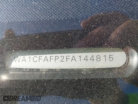 ✅ 2015 Audi Q5 Premium • VIN: WA1CFAFP2FA144815 • Lot: 43332461. Wystawiony na IAAI z przebiegiem 109 667 mil. Bezpłatny archiwum sprzedaży aukcyjnych z USA i szczegółowy raport historii pojazdu na DreamBid. Zdjęcie 18.