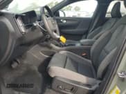 ✅ 2023 Volvo C40 Plus • VIN: YV4ED3GLXP2032851 • Лот: 66101145. Опубликован ранее на Copart с пробегом Не указан. Бесплатный доступ к архиву аукционных продаж из США и подробный отчёт об истории автомобиля на DreamBid. Изображение 7.