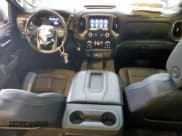 ✅ 2022 GMC Sierra 1500 Denali • VIN: 1GTU9FEL8NZ100654 • Лот: 68399475. Опубликован ранее на Copart с пробегом 56 991 миль. Бесплатный доступ к архиву аукционных продаж из США и подробный отчёт об истории автомобиля на DreamBid. Изображение 8.