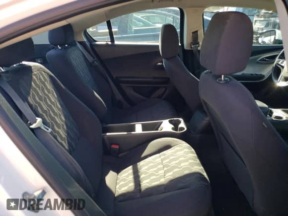 2015 Chevrolet Volt z VIN 1G1RC6E48FU110866, wystawiony jako Copart lot #51289524 z przebiegiem 138 940 mil mil oraz . Historia ofert i sprzedaży dostępna na DreamBid. Obrazek 10.