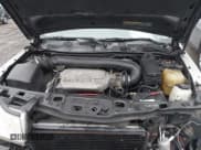 ✅ 2006 Saturn VUE • VIN: 5GZCZ53426S870035 • Lot: 41731594. Wystawiony na IAAI z przebiegiem 161 356 mil. Bezpłatny archiwum sprzedaży aukcyjnych z USA i szczegółowy raport historii pojazdu na DreamBid. Zdjęcie 10.