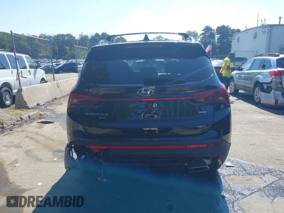 ✅ 2023 Hyundai Santa Fe XRT • VIN: 5NMS6DAJ3PH607039 • Lot: 43228367. Wystawiony na IAAI z przebiegiem 21 116 mil. Bezpłatny archiwum sprzedaży aukcyjnych z USA i szczegółowy raport historii pojazdu na DreamBid. Zdjęcie 17.