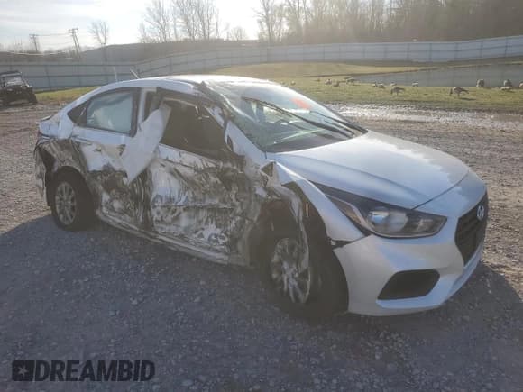 ✅ 2018 Hyundai Accent SEL • VIN: 3KPC24A30JE004730 • Лот: 80851244. Опубликован ранее на Copart с пробегом 178 281 миль. Бесплатный доступ к архиву аукционных продаж из США и подробный отчёт об истории автомобиля на DreamBid. Изображение 4.