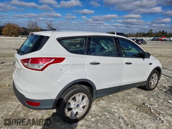 ✅ 2014 Ford Escape S • VIN: 1FMCU0F74EUC61245 • Лот: 95160895. Опубликован ранее на Copart с пробегом 137 609 миль. Бесплатный доступ к архиву аукционных продаж из США и подробный отчёт об истории автомобиля на DreamBid. Изображение 3.