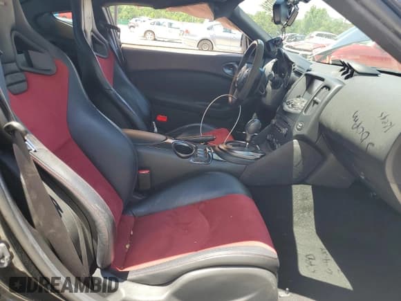 ✅ 2016 Nissan 370Z Nismo • VIN: JN1AZ4EH2GM935087 • Лот: 58222714. Опубликован ранее на Copart с пробегом 41 088 миль. Бесплатный доступ к архиву аукционных продаж из США и подробный отчёт об истории автомобиля на DreamBid. Изображение 7.